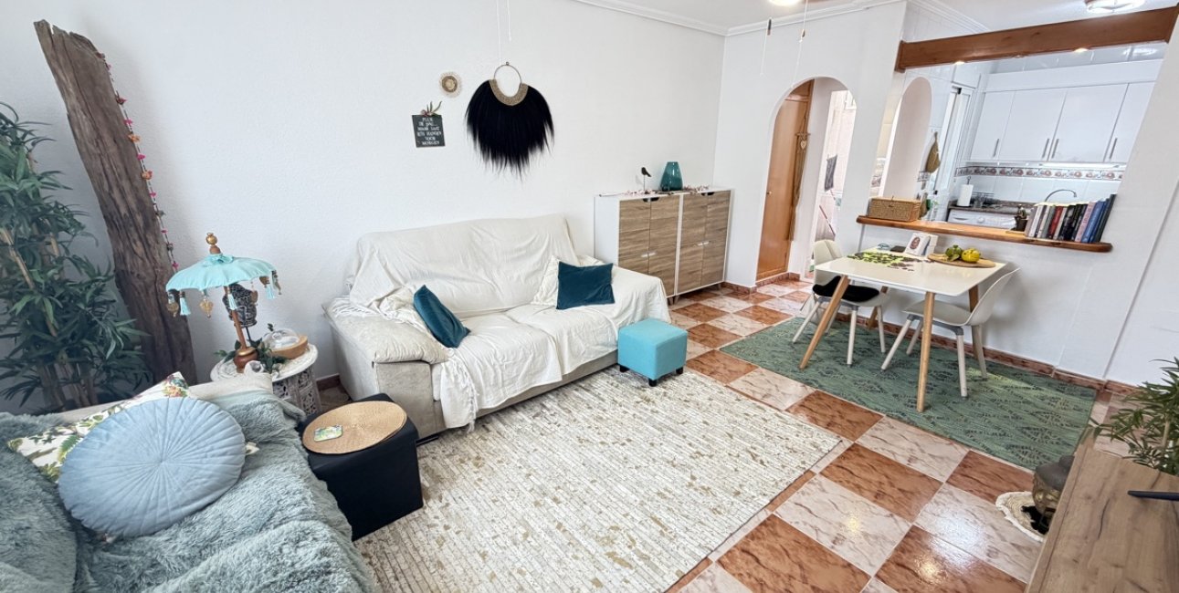 Rynek wtórny - Bungalowy -
Orihuela Costa - La Zenia