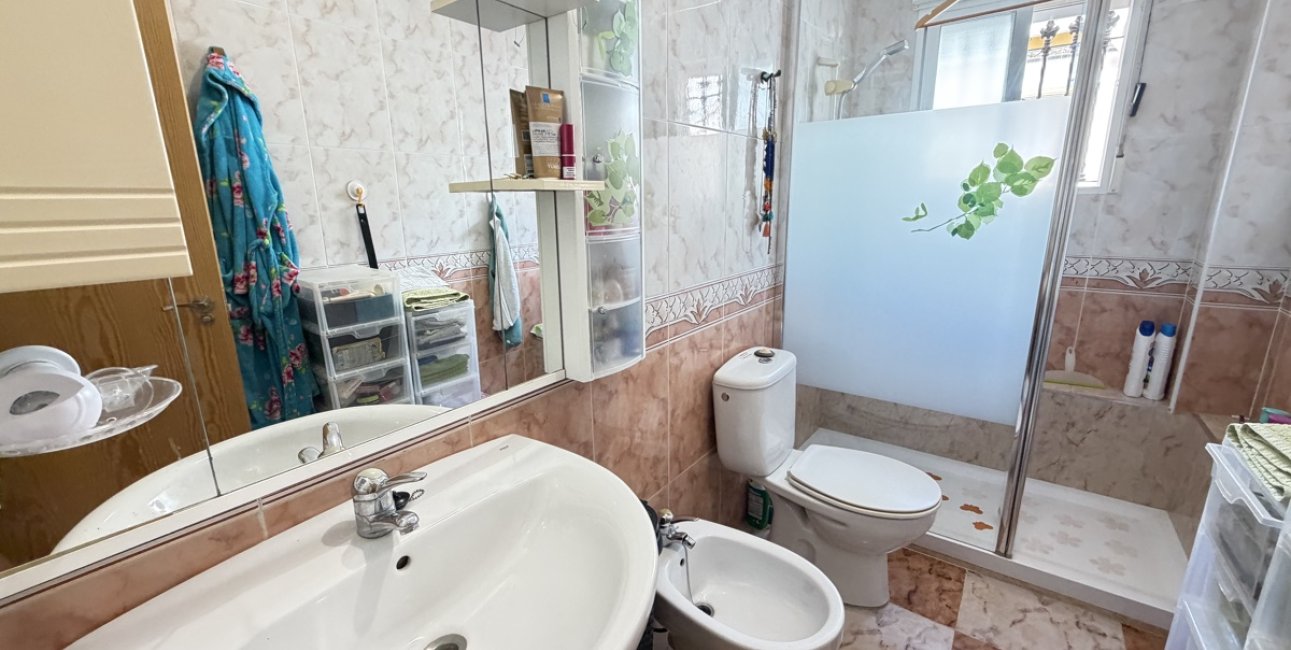 Rynek wtórny - Bungalowy -
Orihuela Costa - La Zenia