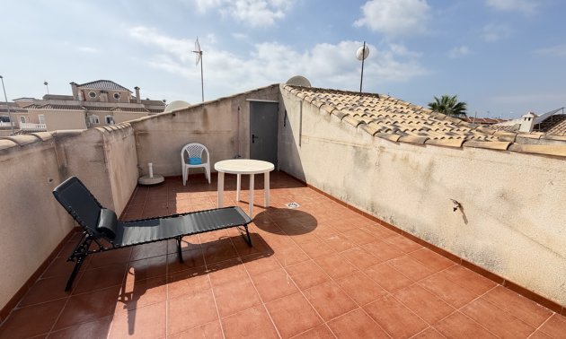 Rynek wtórny - Bungalowy -
Orihuela Costa - La Zenia
