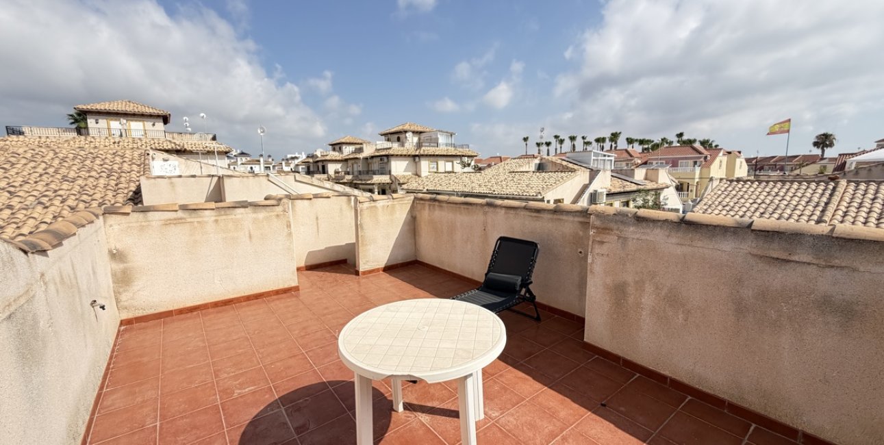 Rynek wtórny - Bungalowy -
Orihuela Costa - La Zenia
