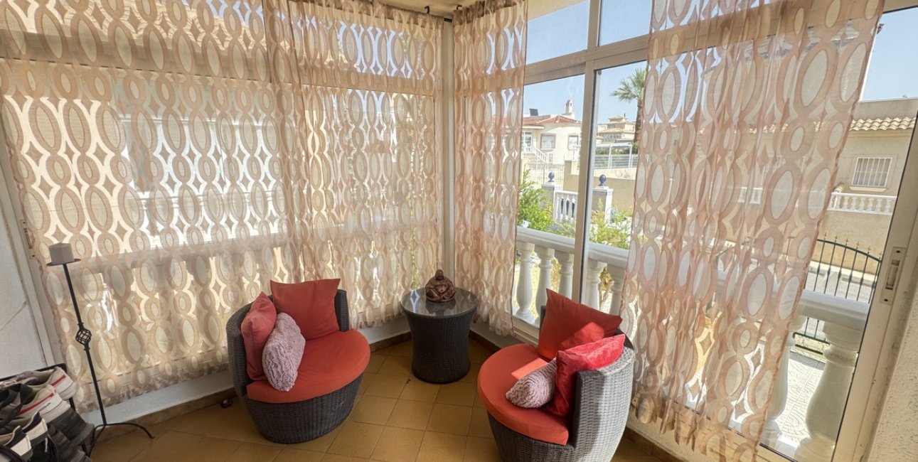 Resale - Villa -
Orihuela Costa - Villamartin