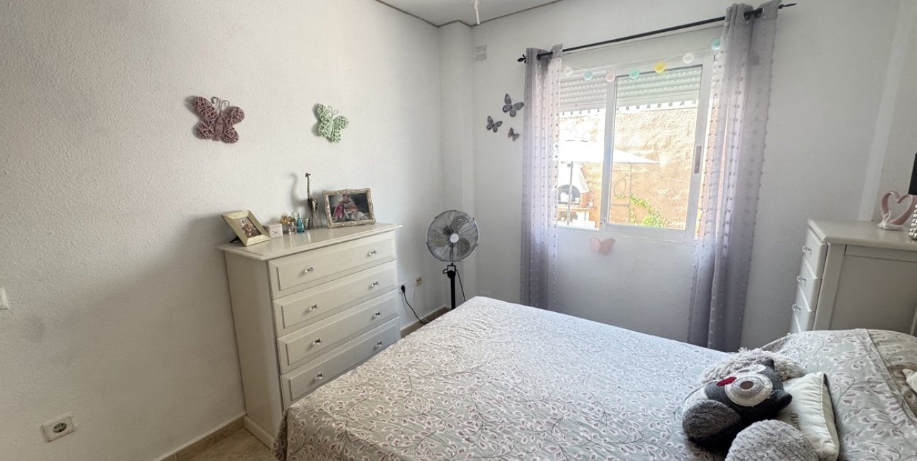 Resale - Villa -
Orihuela Costa - Villamartin