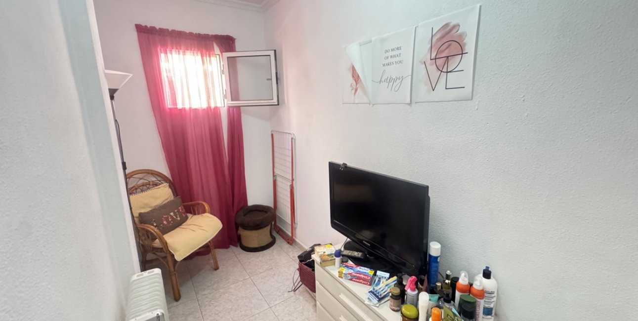 Resale - Villa -
Orihuela Costa - Villamartin