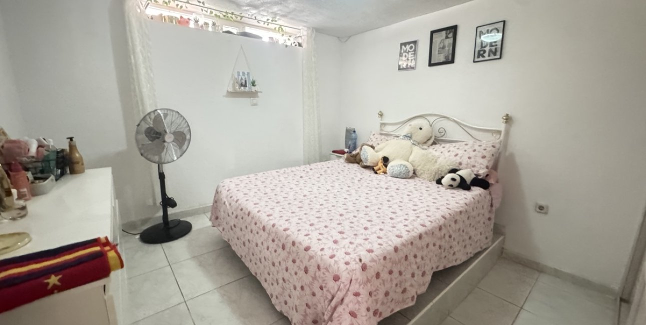 Resale - Villa -
Orihuela Costa - Villamartin