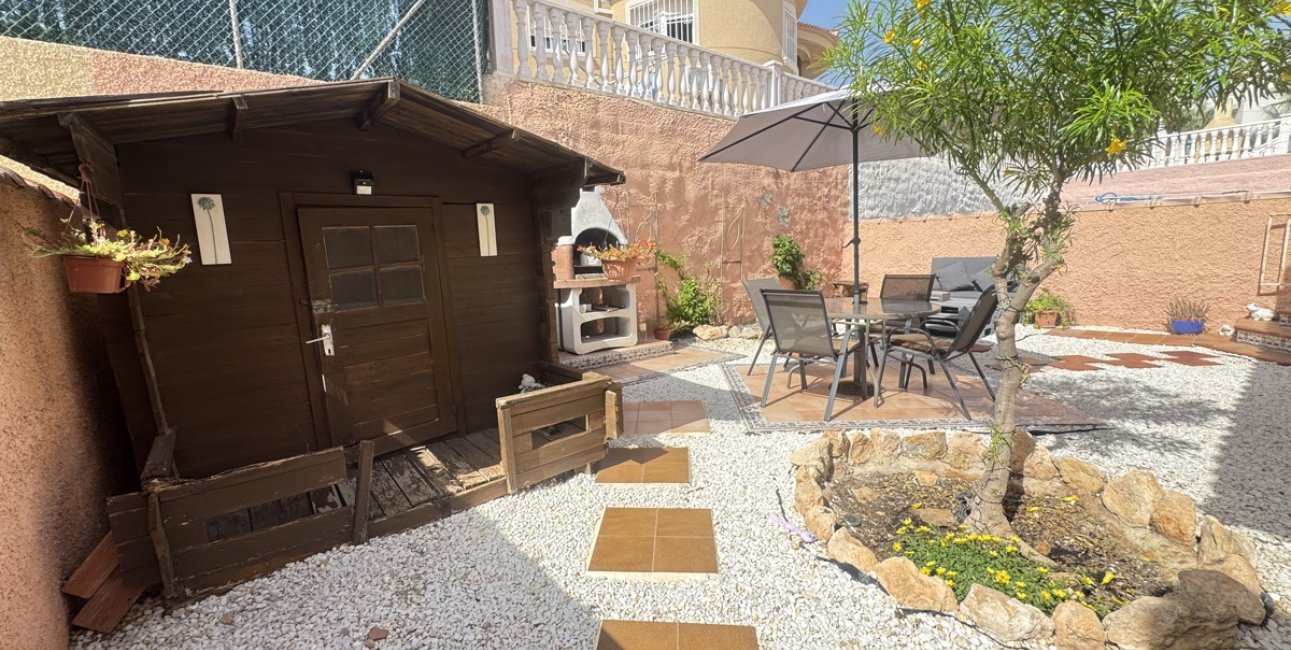 Resale - Villa -
Orihuela Costa - Villamartin
