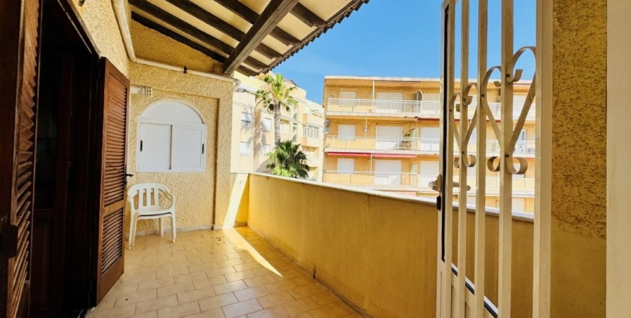 Resale - Duplex -
Torrevieja - La Mata