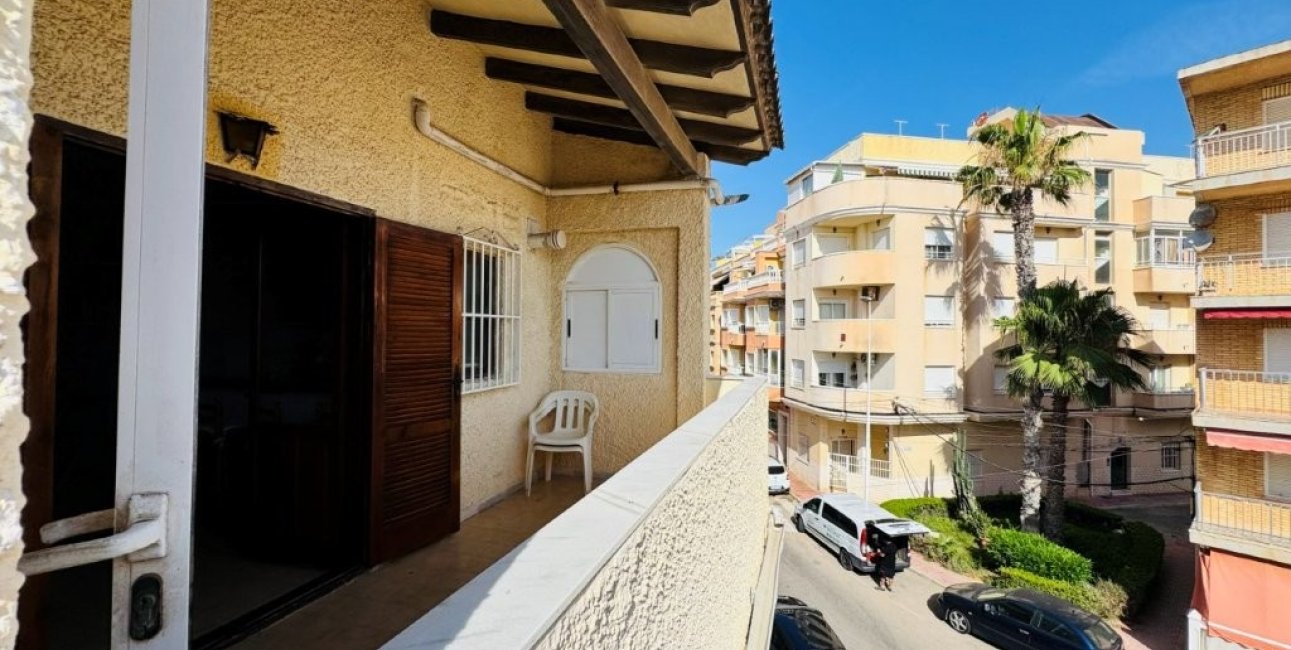 Resale - Duplex -
Torrevieja - La Mata