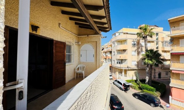 Resale - Duplex -
Torrevieja - La Mata