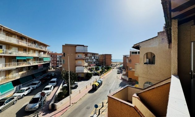 Resale - Duplex -
Torrevieja - La Mata