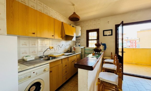 Resale - Duplex -
Torrevieja - La Mata