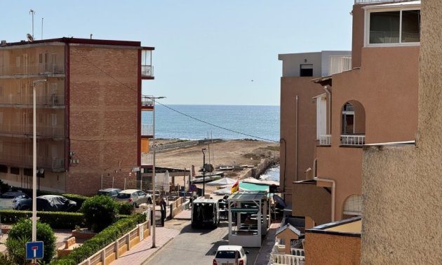 Resale - Duplex -
Torrevieja - La Mata