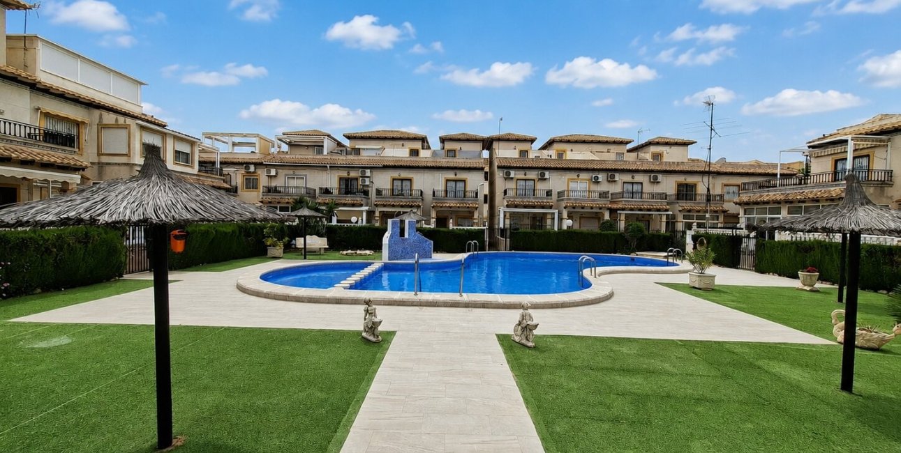 Resale - Apartment / flat -
Orihuela Costa - Punta Prima