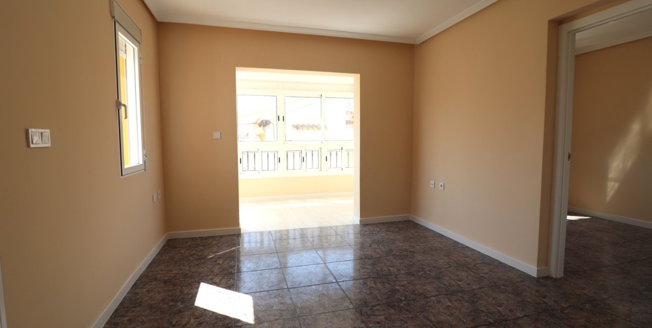 Resale - Apartment / flat -
Orihuela Costa - Punta Prima