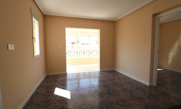 Resale - Apartment / flat -
Orihuela Costa - Punta Prima
