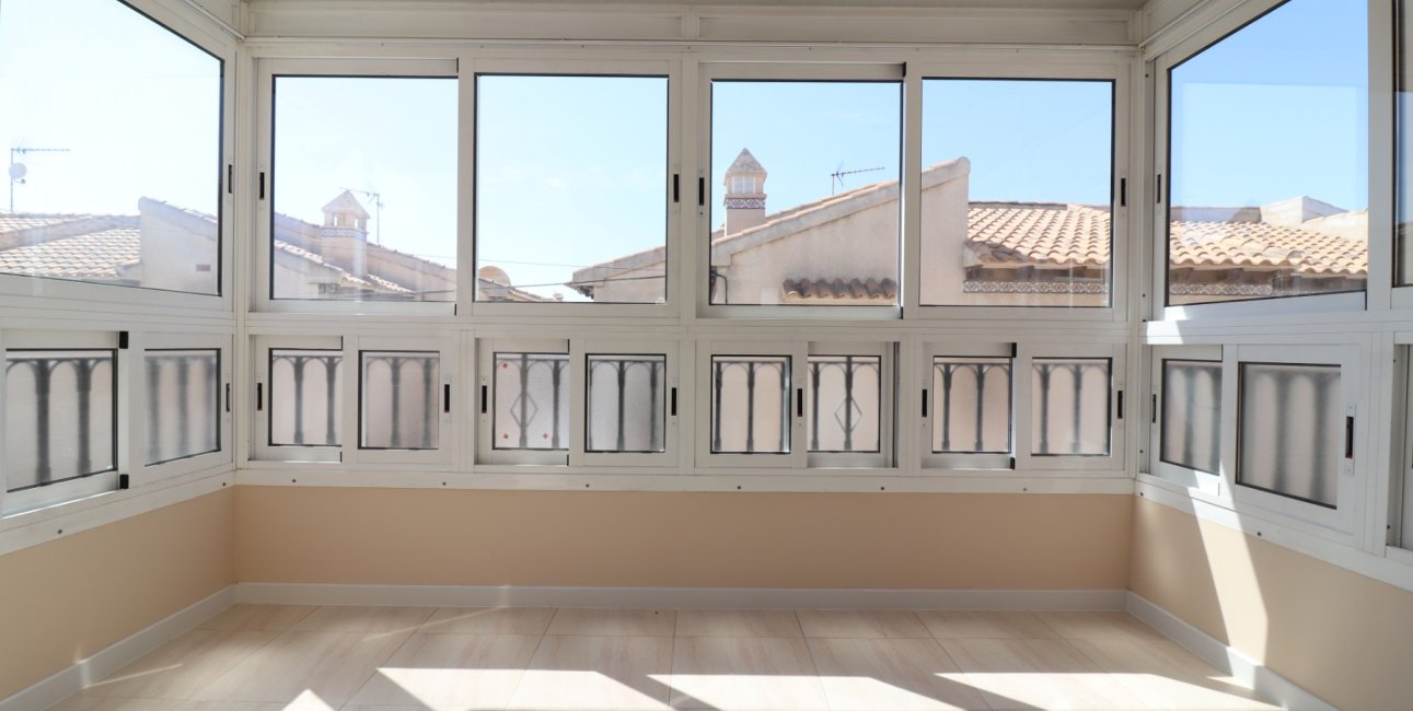 Resale - Apartment / flat -
Orihuela Costa - Punta Prima