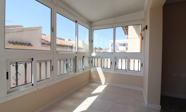 Resale - Apartment / flat -
Orihuela Costa - Punta Prima