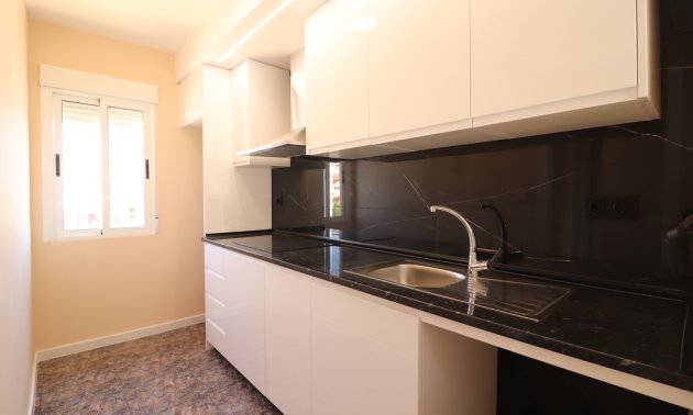 Resale - Apartment / flat -
Orihuela Costa - Punta Prima