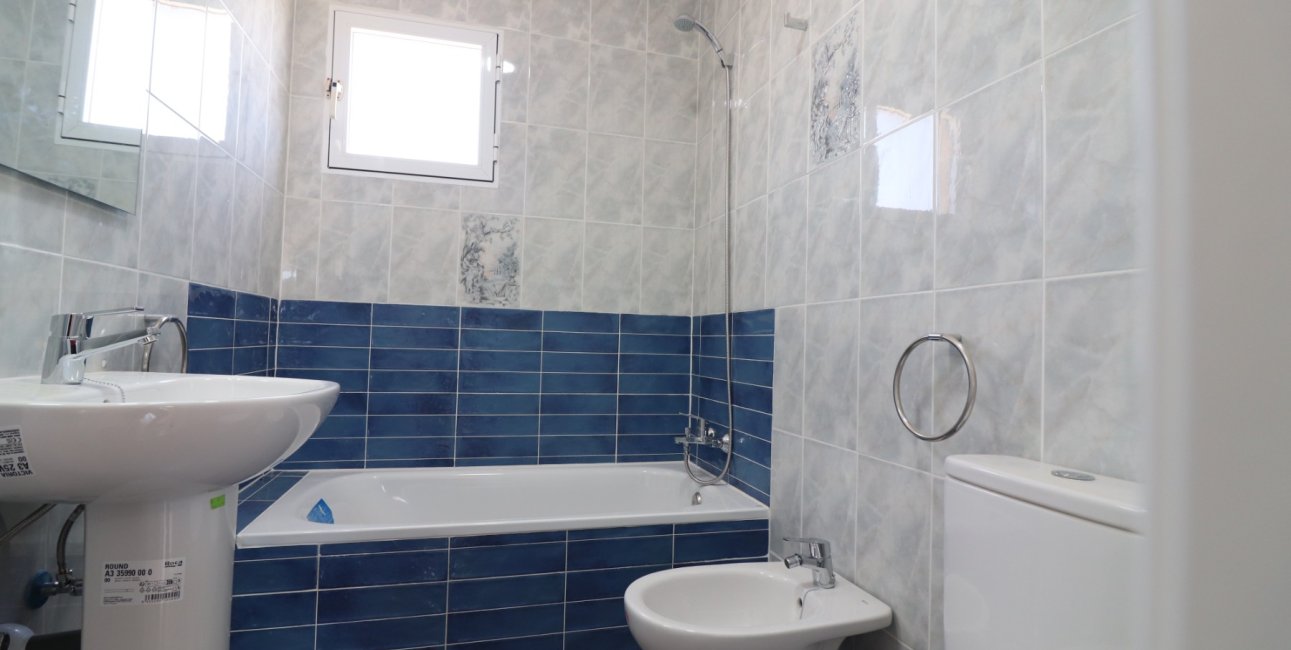 Resale - Apartment / flat -
Orihuela Costa - Punta Prima