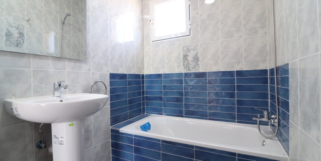 Resale - Apartment / flat -
Orihuela Costa - Punta Prima