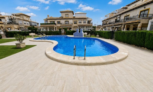 Resale - Apartment / flat -
Orihuela Costa - Punta Prima