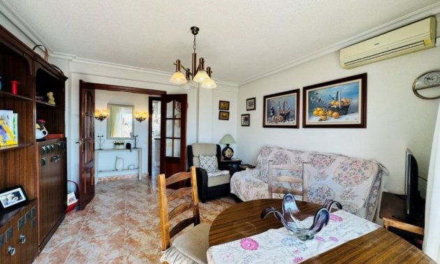 Resale - Apartment / flat -
Torrevieja - La Mata