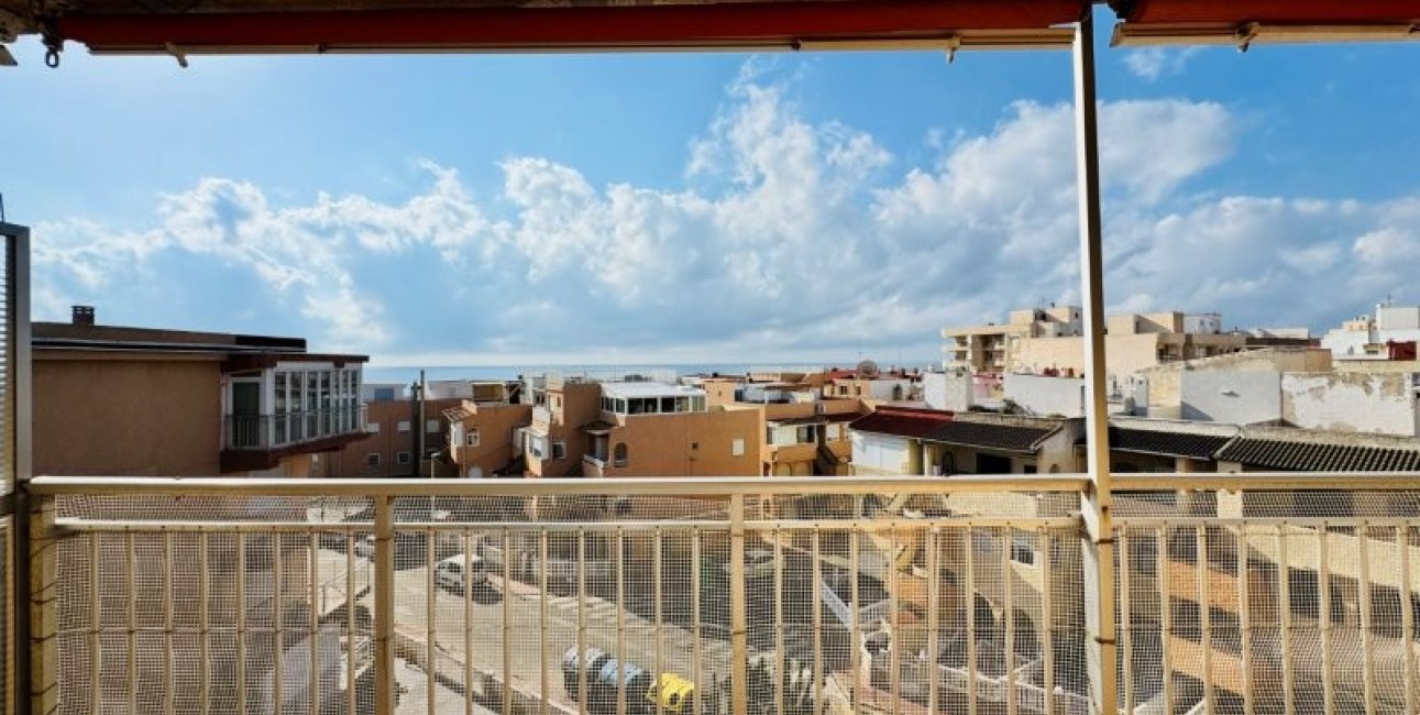Resale - Apartment / flat -
Torrevieja - La Mata