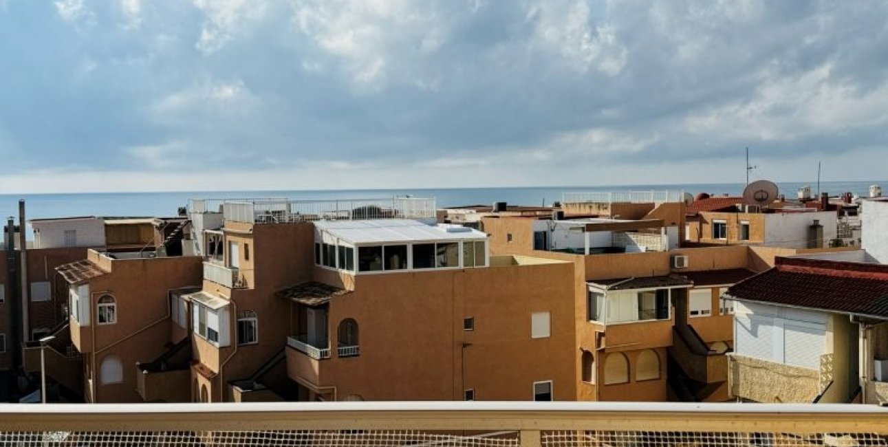 Resale - Apartment / flat -
Torrevieja - La Mata