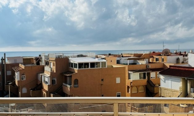 Resale - Apartment / flat -
Torrevieja - La Mata