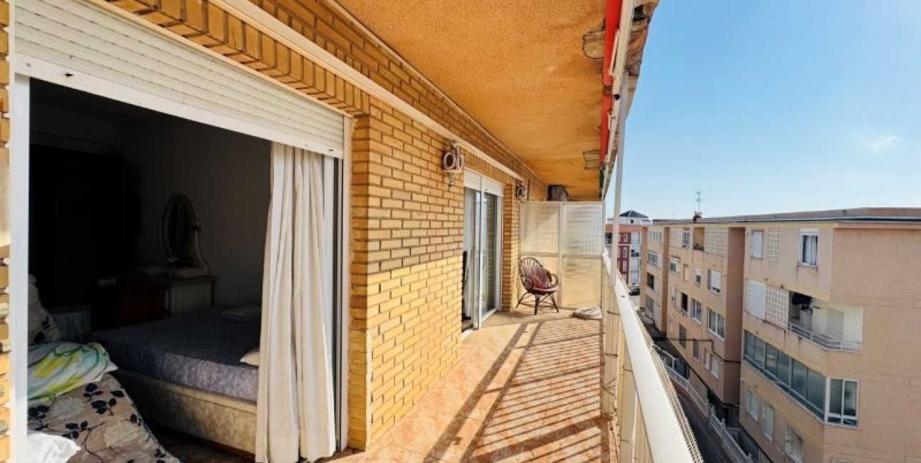 Resale - Apartment / flat -
Torrevieja - La Mata