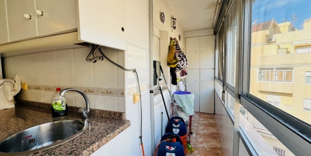 Resale - Apartment / flat -
Torrevieja - La Mata