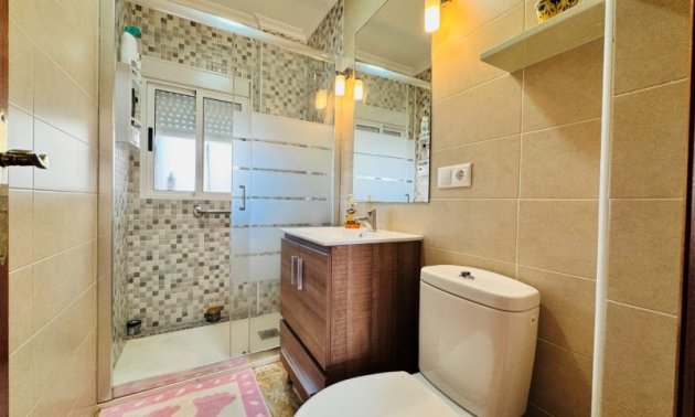 Resale - Apartment / flat -
Torrevieja - La Mata