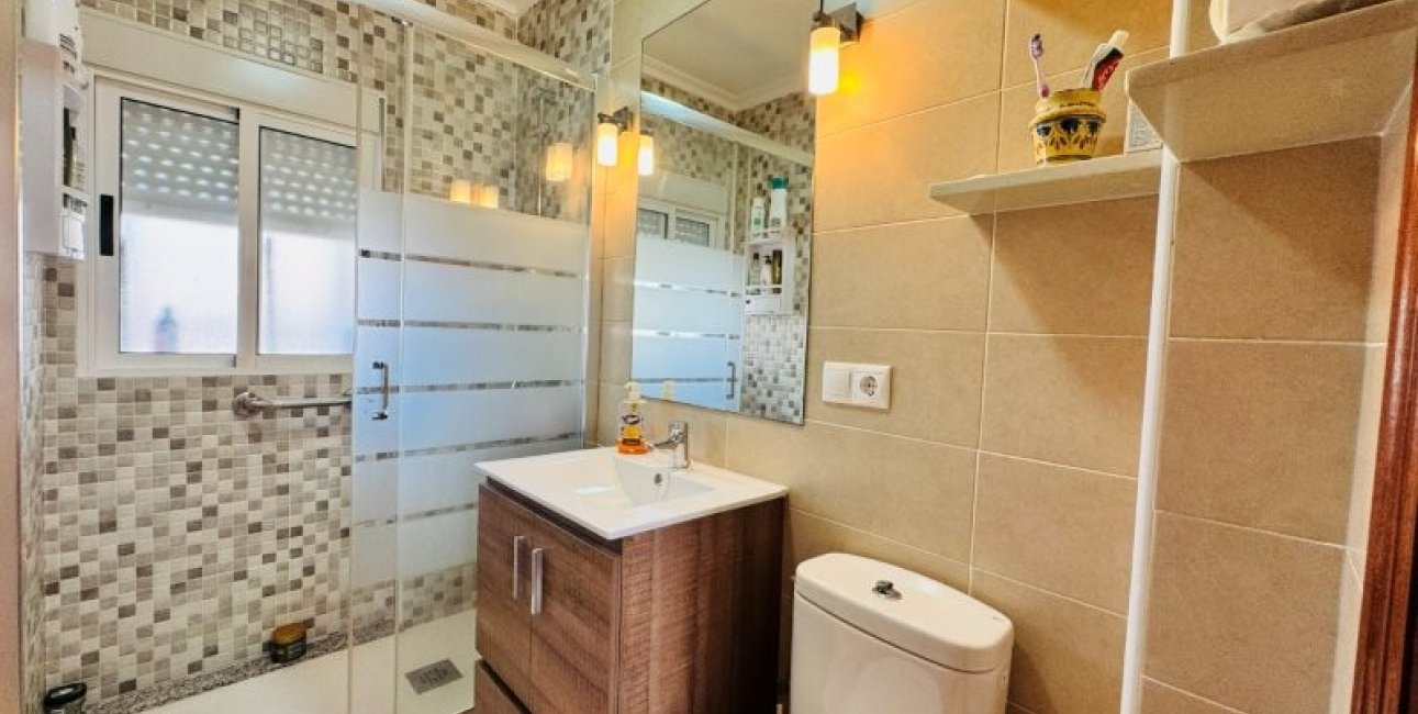 Resale - Apartment / flat -
Torrevieja - La Mata