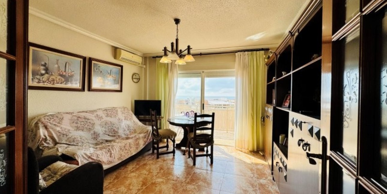 Resale - Apartment / flat -
Torrevieja - La Mata