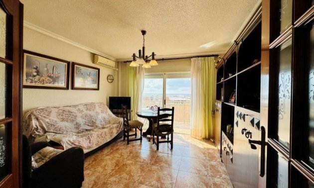 Resale - Apartment / flat -
Torrevieja - La Mata