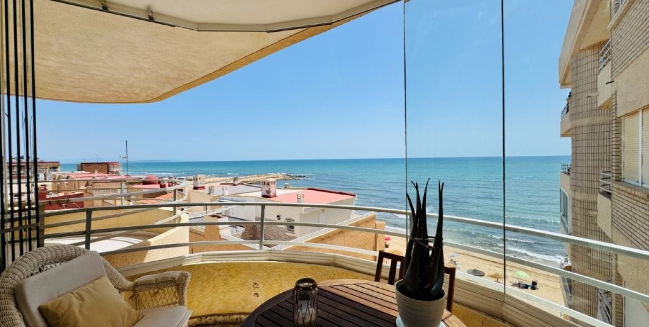 Resale - Apartment / flat -
Torrevieja - La Mata