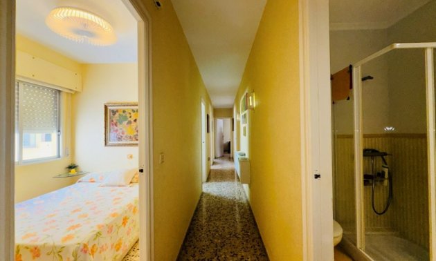 Resale - Apartment / flat -
Torrevieja - La Mata
