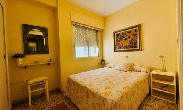Resale - Apartment / flat -
Torrevieja - La Mata