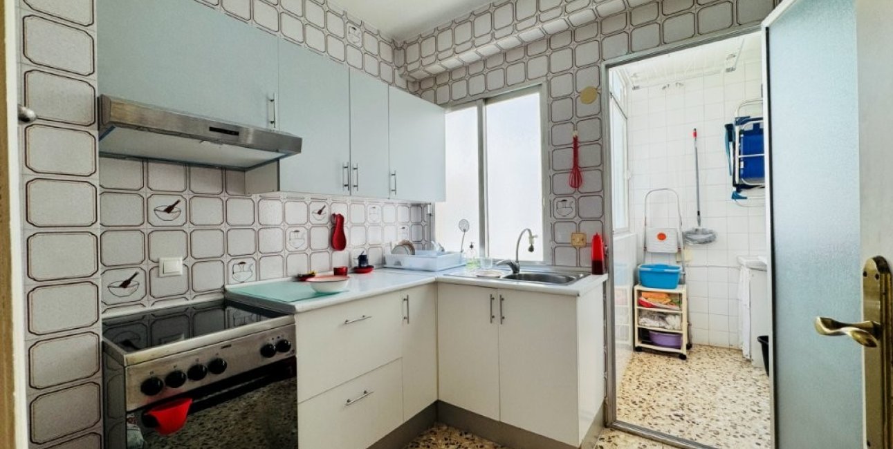 Resale - Apartment / flat -
Torrevieja - La Mata