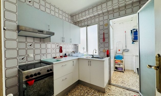 Resale - Apartment / flat -
Torrevieja - La Mata