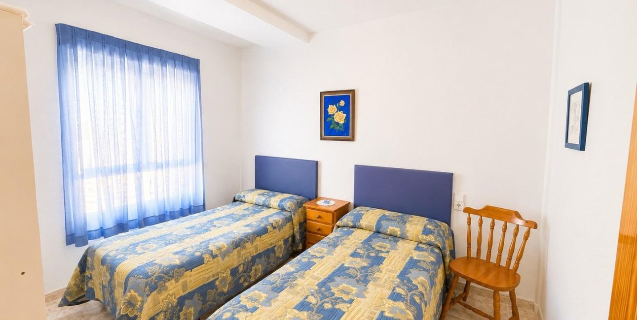 Resale - Apartment / flat -
Torrevieja - Playa del Cura
