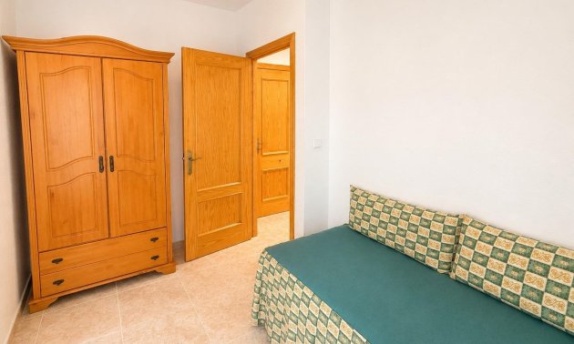 Resale - Apartment / flat -
Torrevieja - Playa del Cura