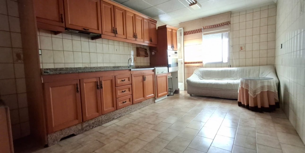 Resale - Apartment / flat -
Orihuela - Orihuela - City