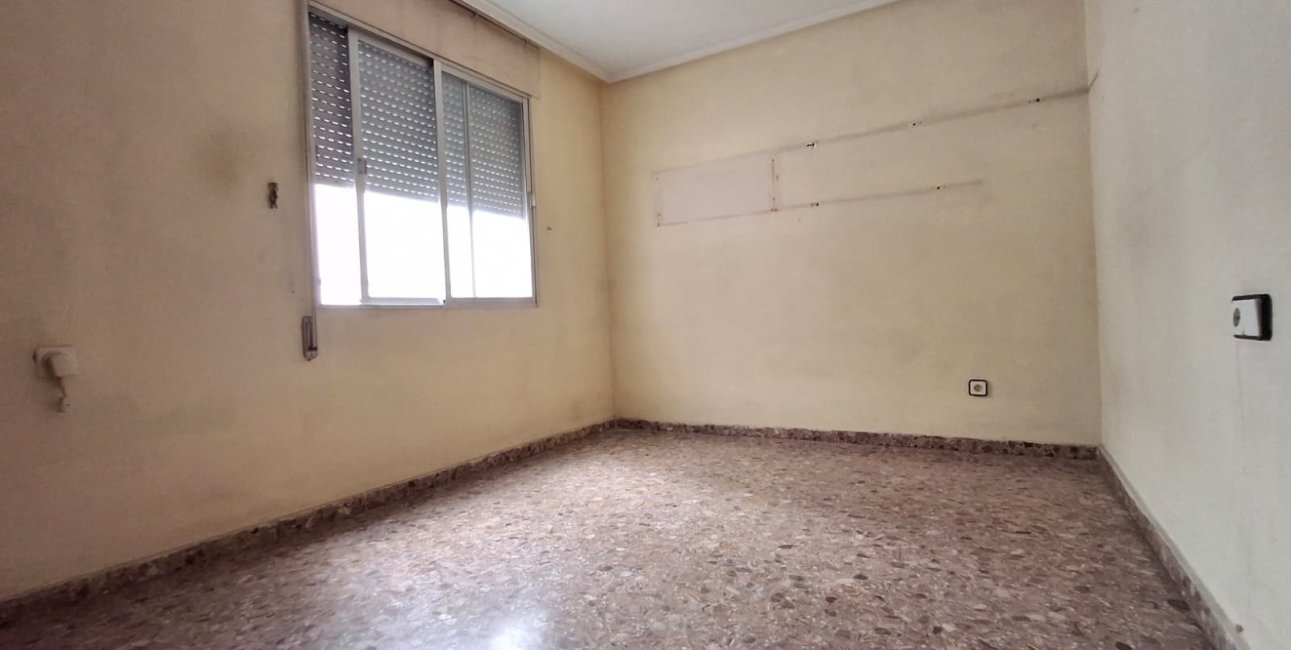 Resale - Apartment / flat -
Orihuela - Orihuela - City