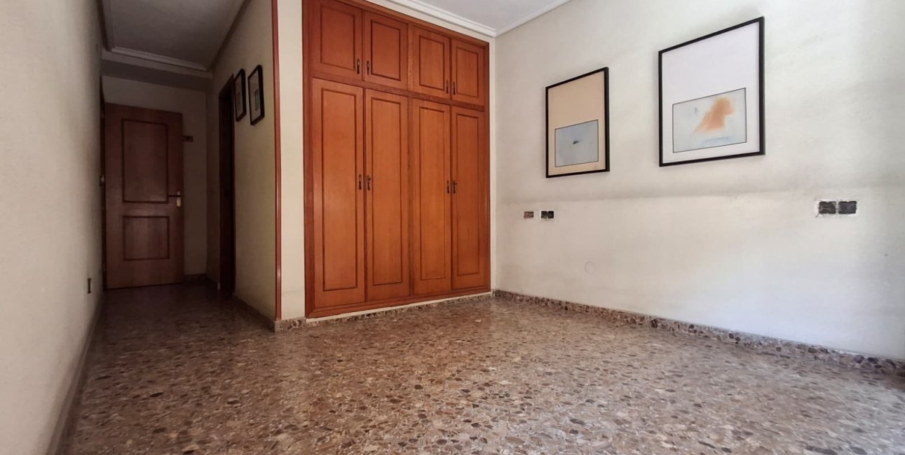 Resale - Apartment / flat -
Orihuela - Orihuela - City