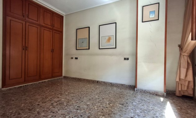Resale - Apartment / flat -
Orihuela - Orihuela - City
