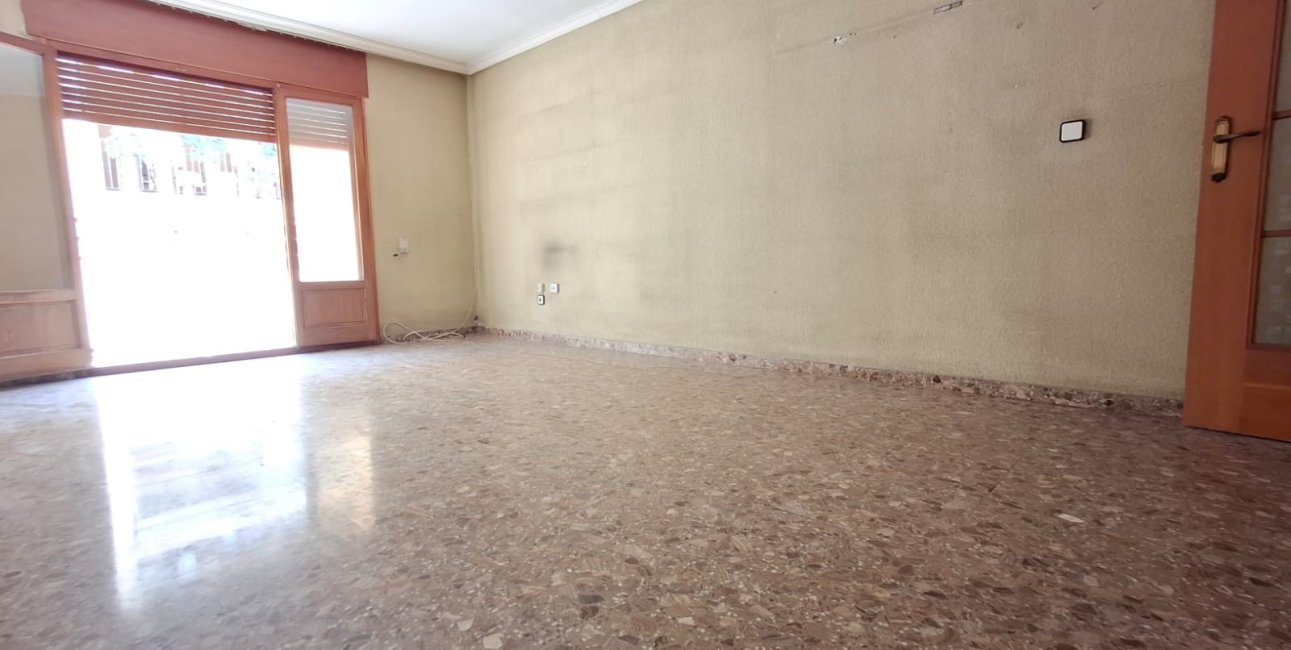 Resale - Apartment / flat -
Orihuela - Orihuela - City