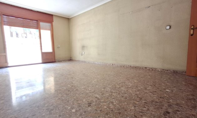 Resale - Apartment / flat -
Orihuela - Orihuela - City