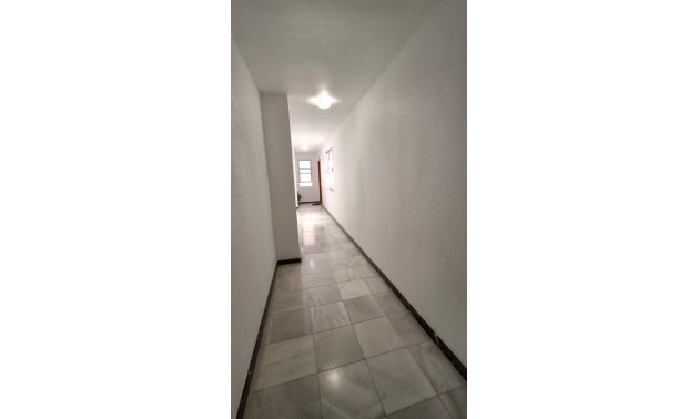 Resale - Apartment / flat -
Orihuela - Zona Centro