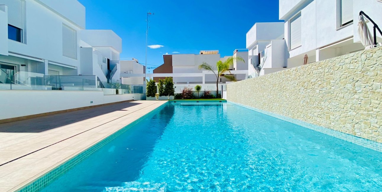New Build - Bungalow -
Pilar de la Horadada - pueblo