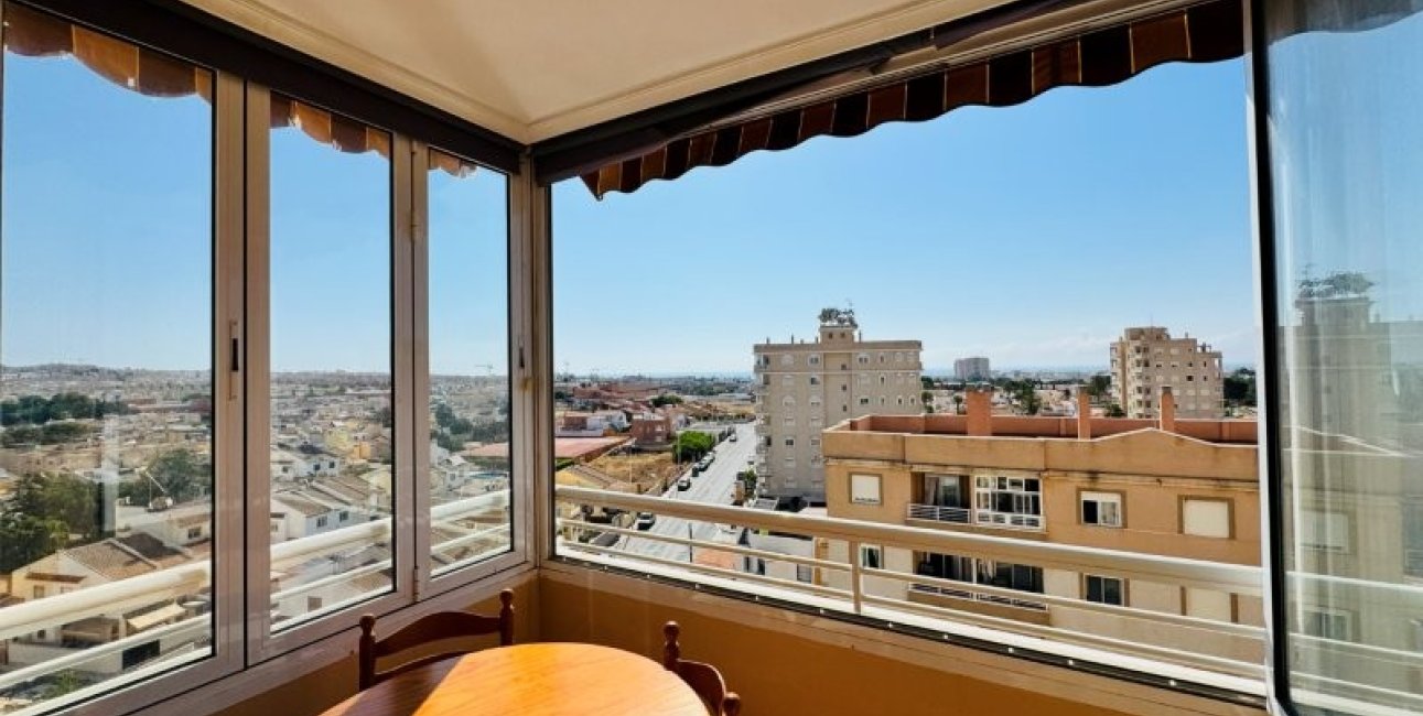 Reventa - Apartamento / piso -
Torrevieja - Aguas nuevas 1